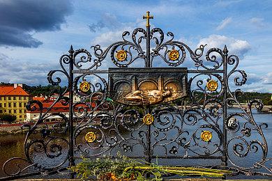 甲亢哥参演《饿狼传说：群狼之城》宣传片:跟偶像C罗在游戏中碰面!